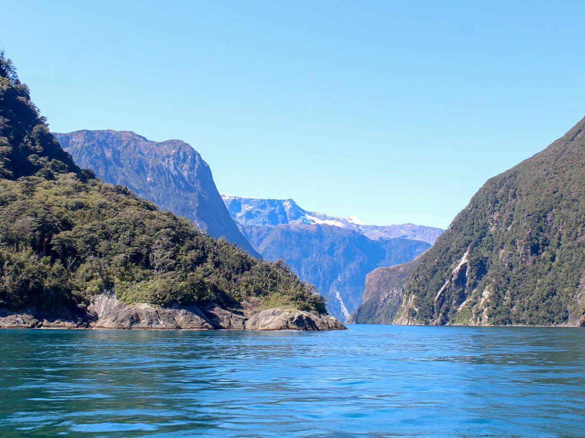 Te Anau to Milford Sound Road Trip
